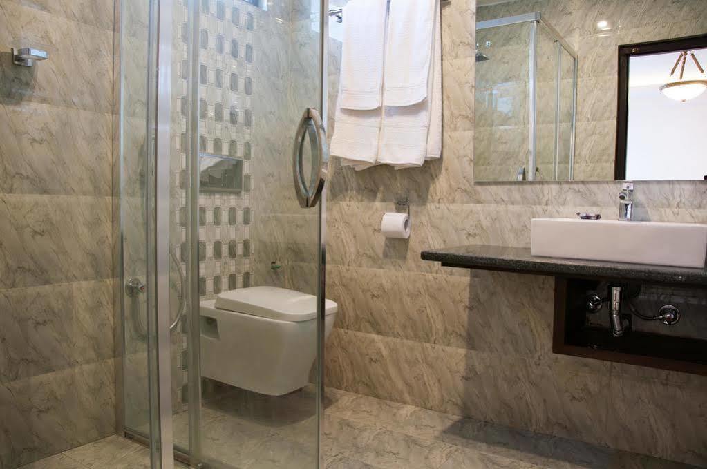Mandala Boutique Hotel Катманду Экстерьер фото